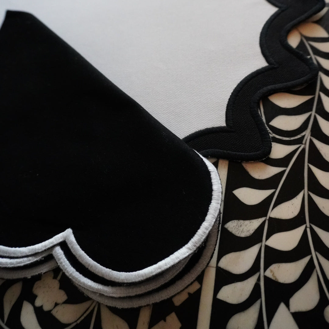 Noir Napkins (Set of 2)
