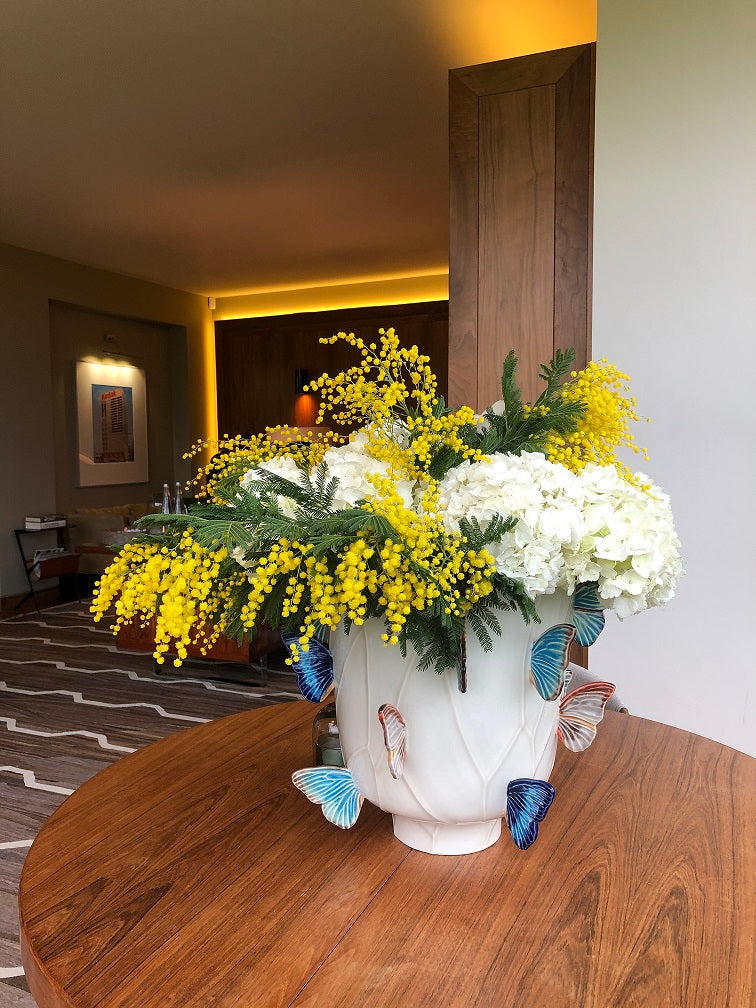 Bordallo Pinheiro Cloudy Butterflies By Cláudia Schiffer – Large Vase 29.5 cm/ 11"