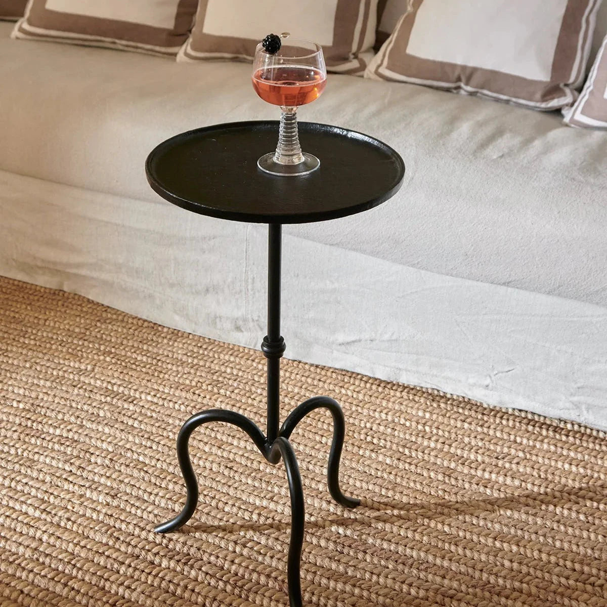 Martini Round Table