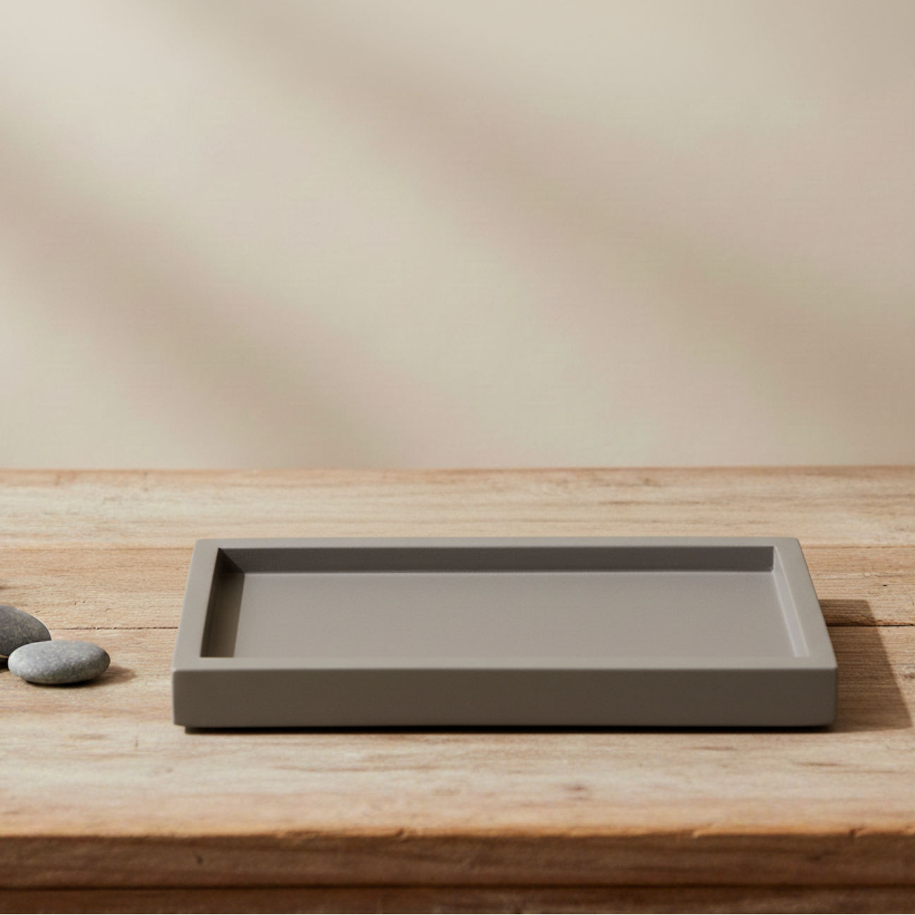 Elegant Concrete Tray with Refined Minimalist Look – Nest Series