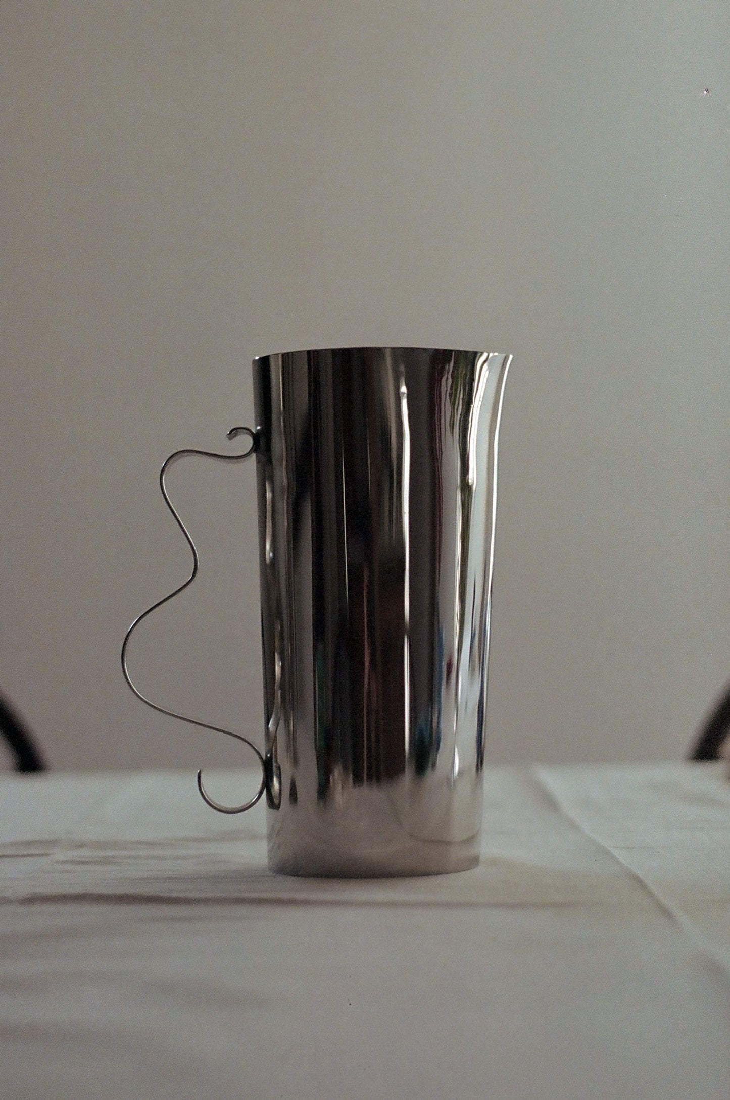 Squiggle Pitcher