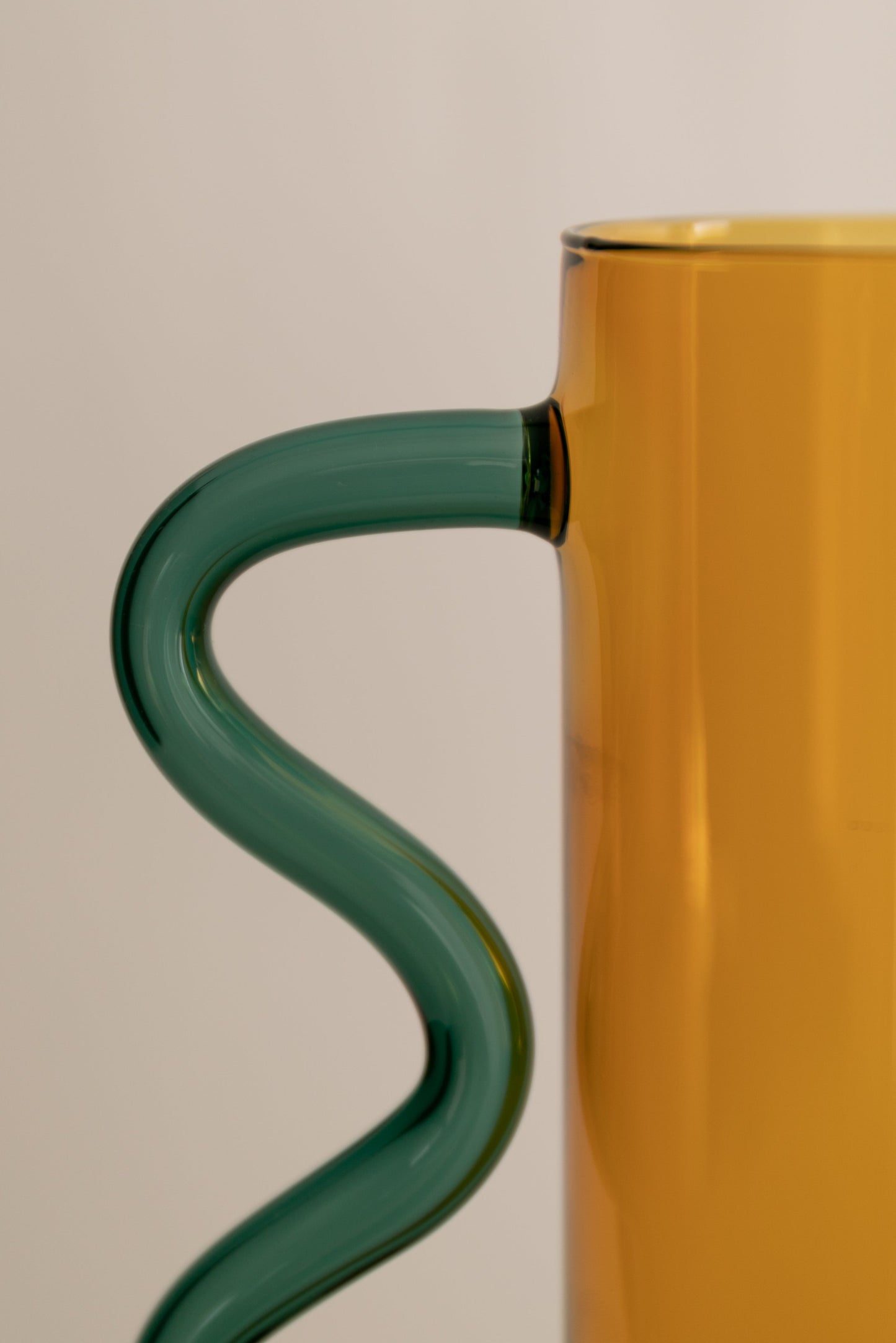 Wave Pitcher