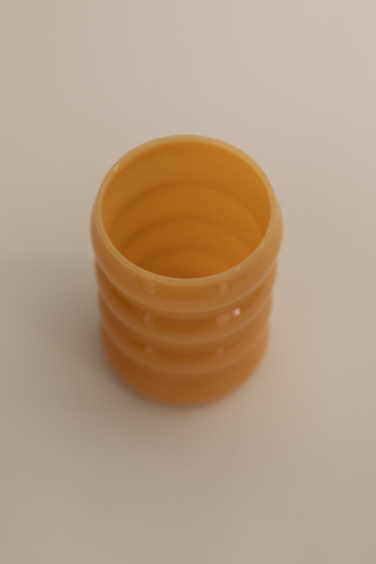 Opaque Ripple Cup Set