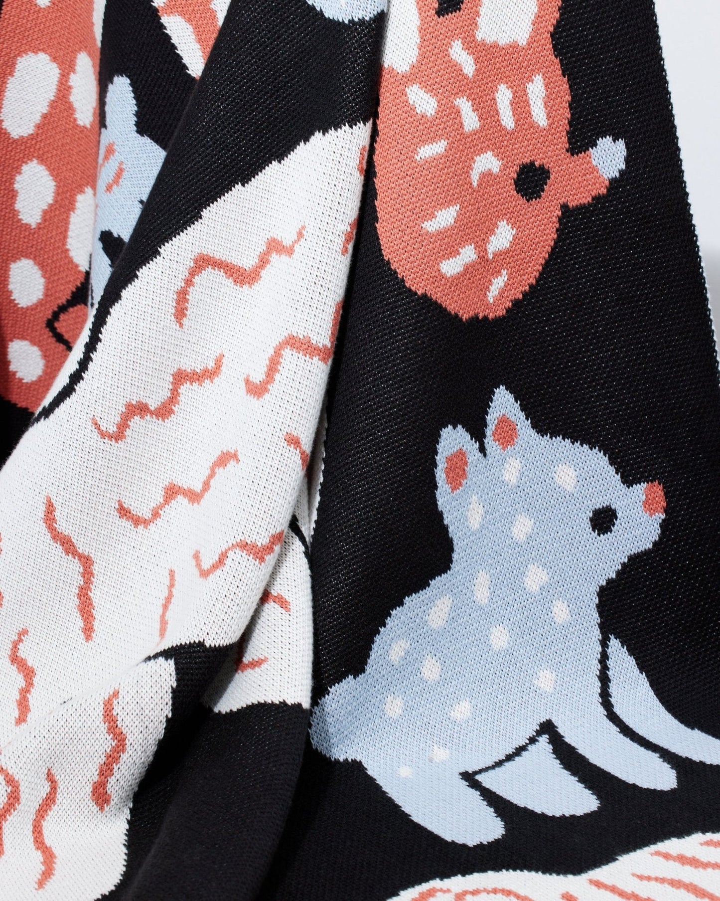 Bow Wow Knit Midi Blanket