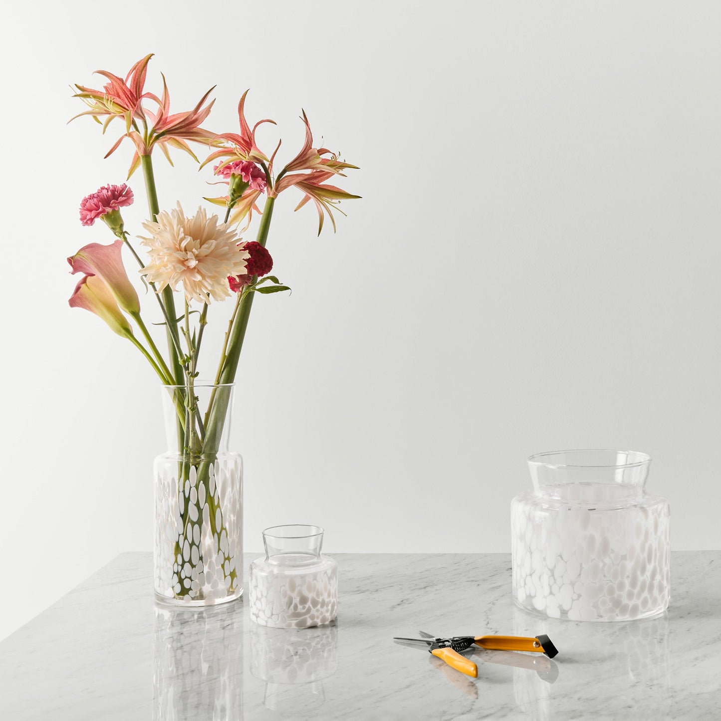 Meadow Vase Winter Wide