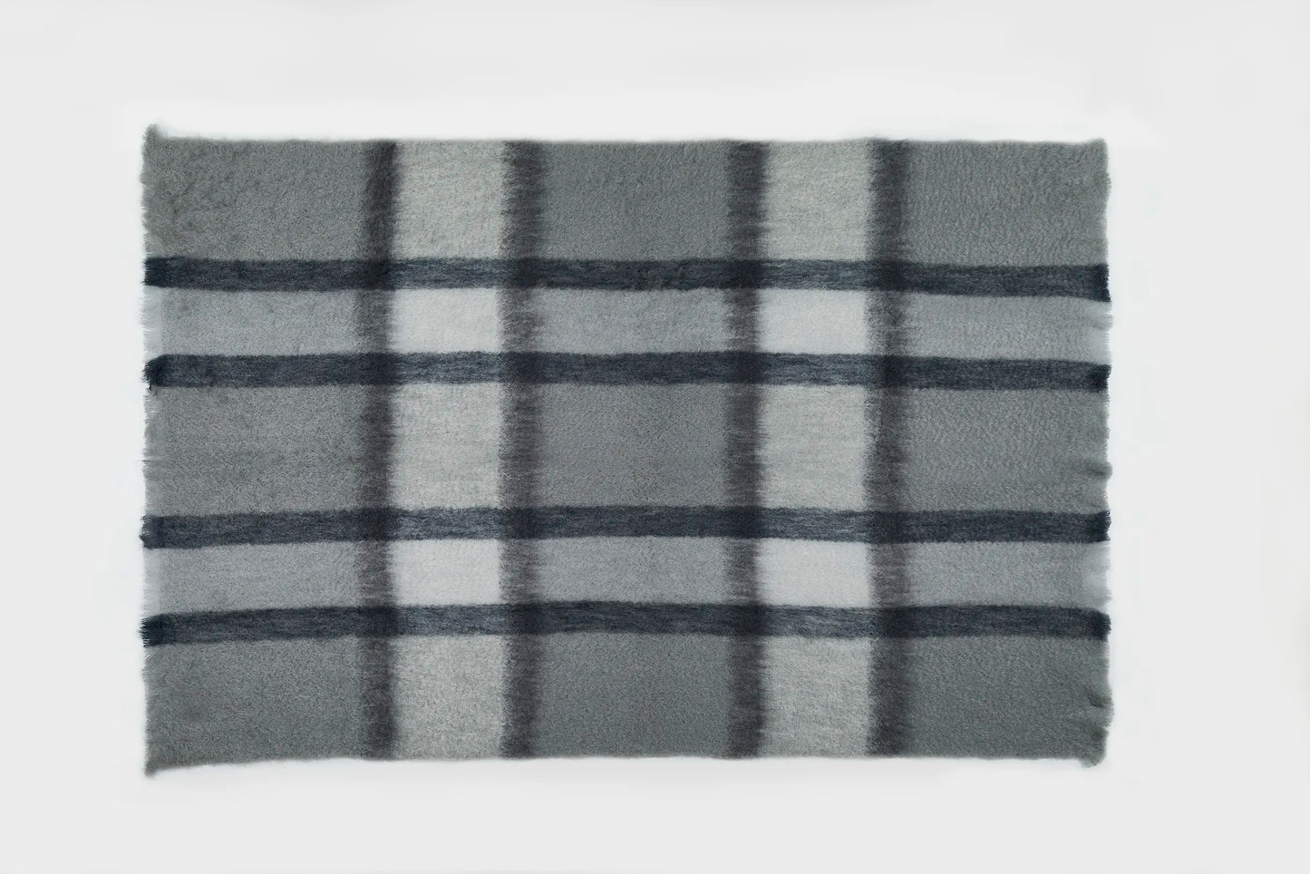 Mantas Ezcaray Mohair Cuadros Blanket (REF 721)
