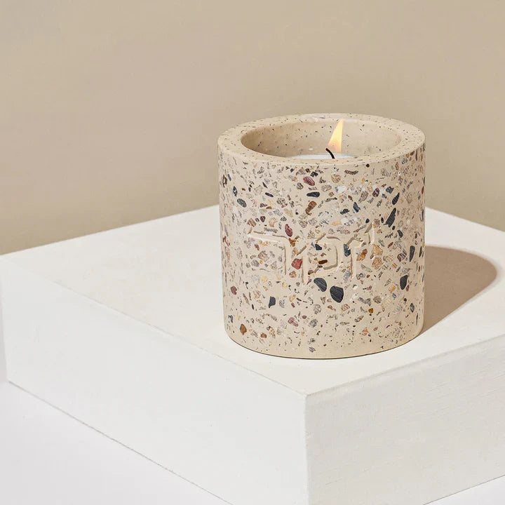 Clean Yizkor Concrete Candleholder – To Remember Series