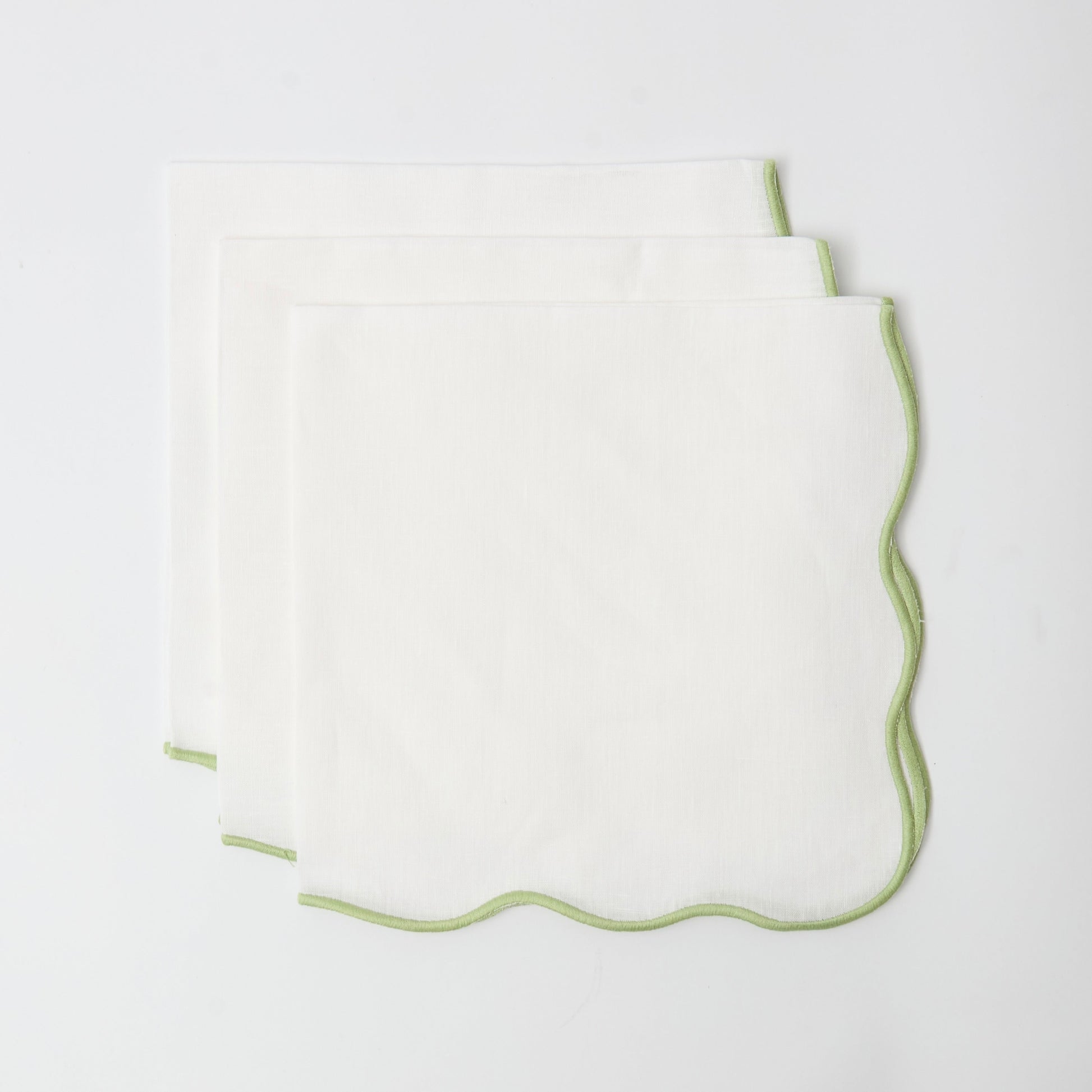 Green Scallop Linen Napkins (Set of 4)