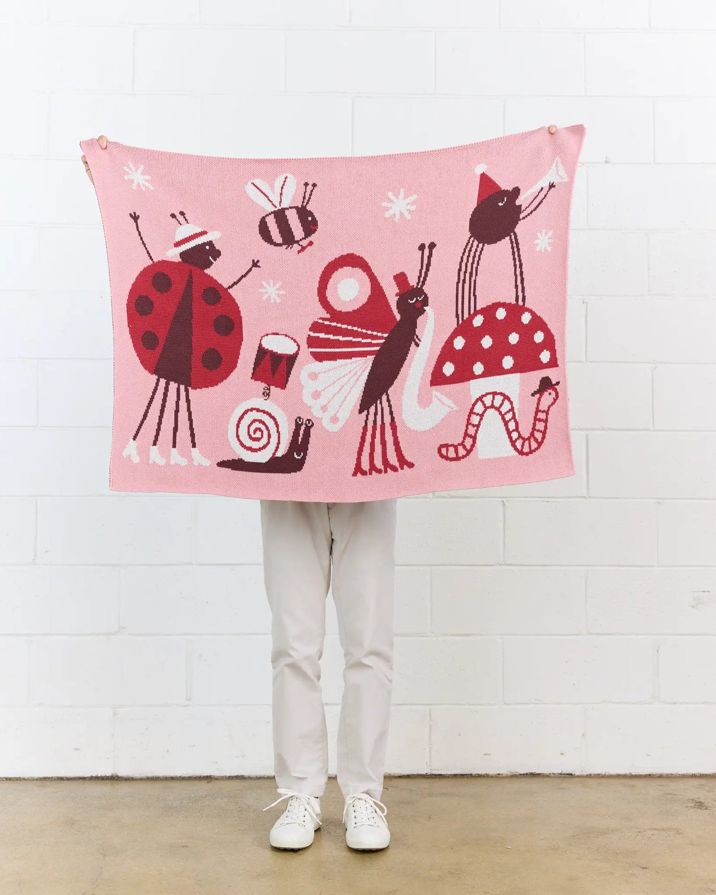 Bug Band Knit Mini Blanket