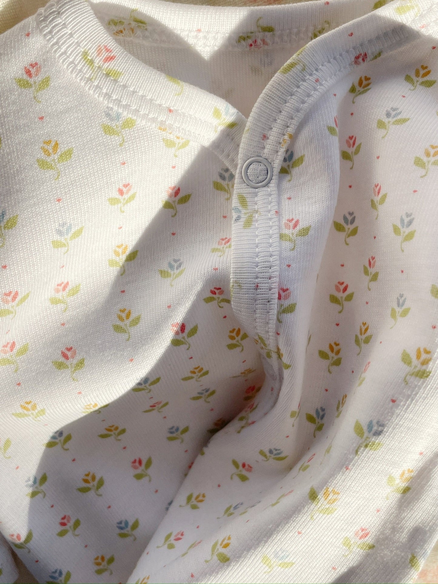 Fio Onesie in Tuli Coeur