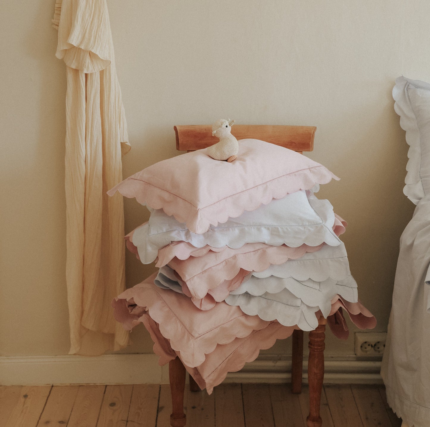 Scalloped Starlight Baby Duvet - Rose