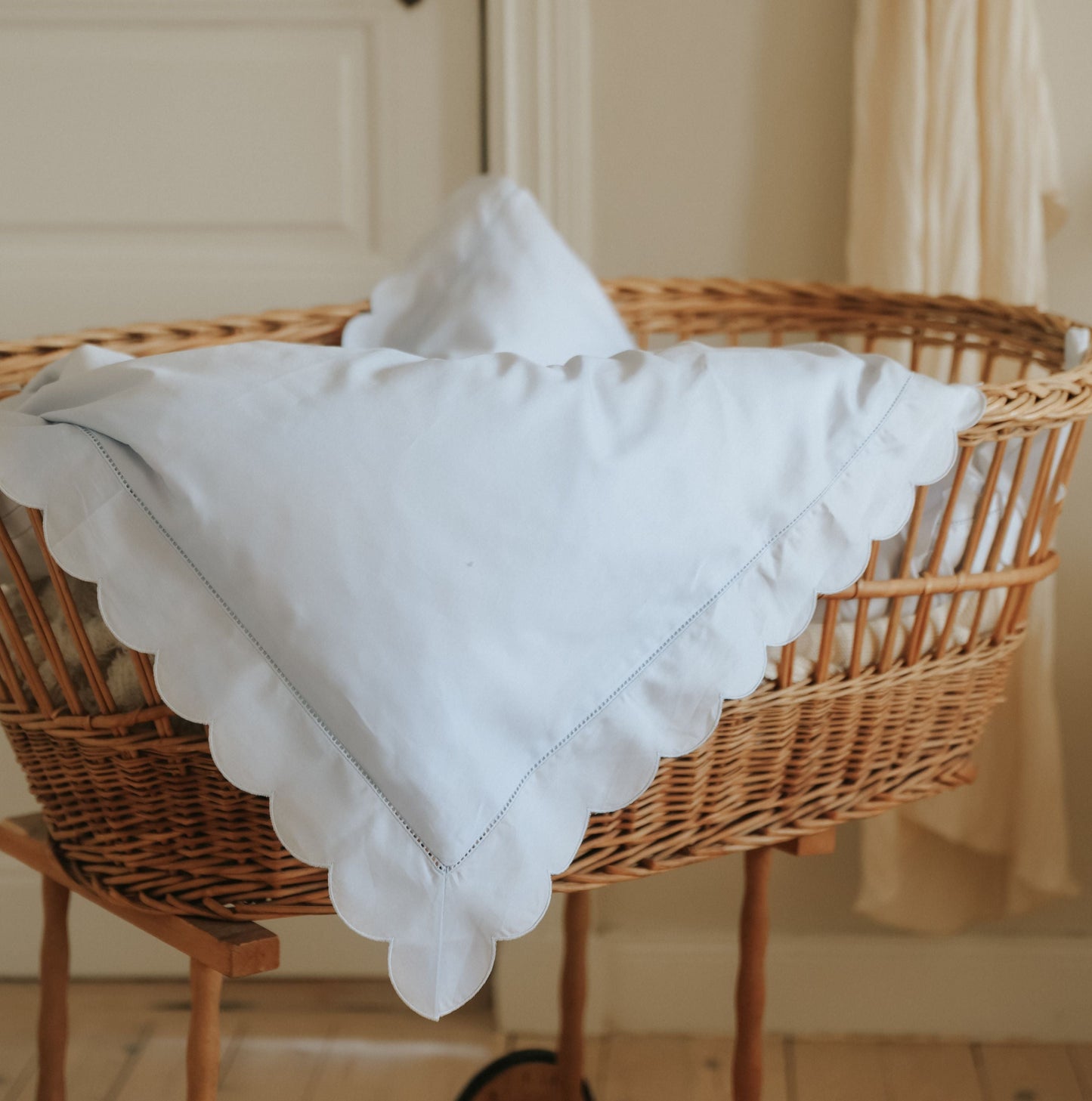 Scalloped Starlight Baby Duvet - Blue