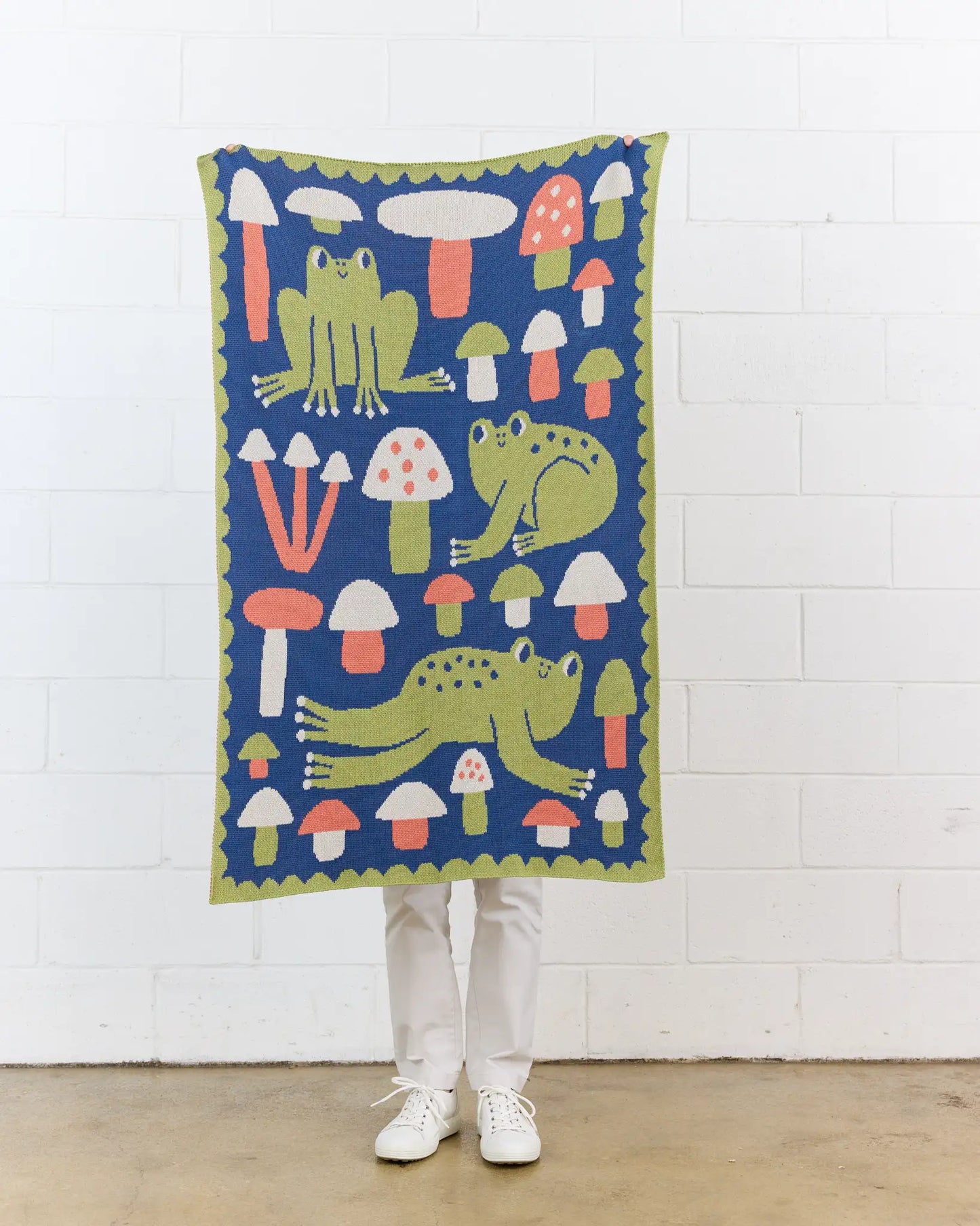Hoppy Place Knit Mini Blanket