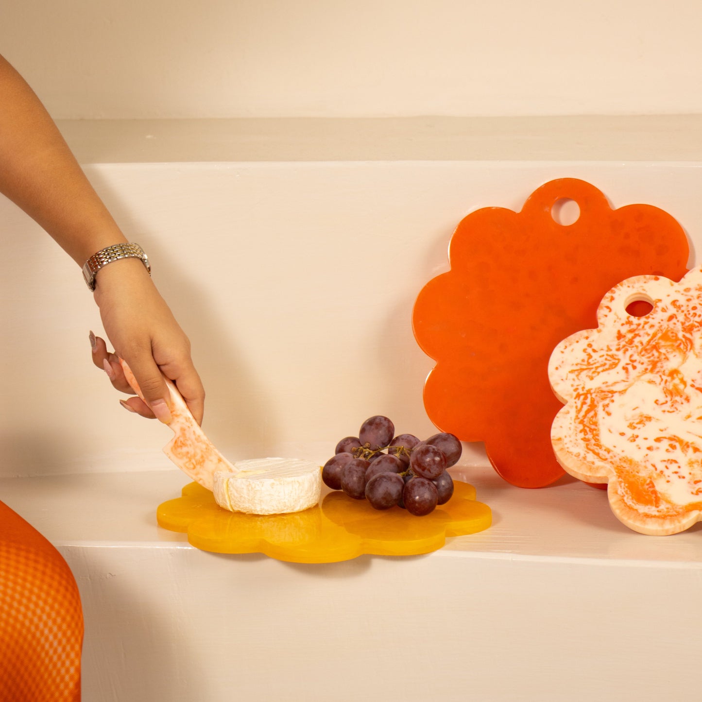 Scallop Resin Cheese Charcuterie Board, Pink - 9 Inches