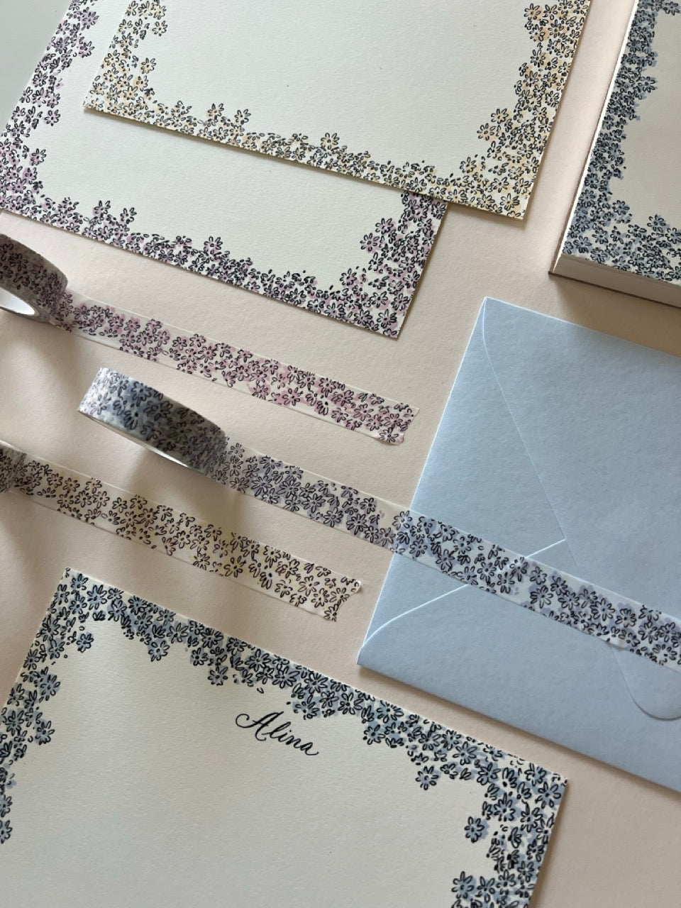 Stationery & Notepad Gifting Set- Embroidered Cocoa