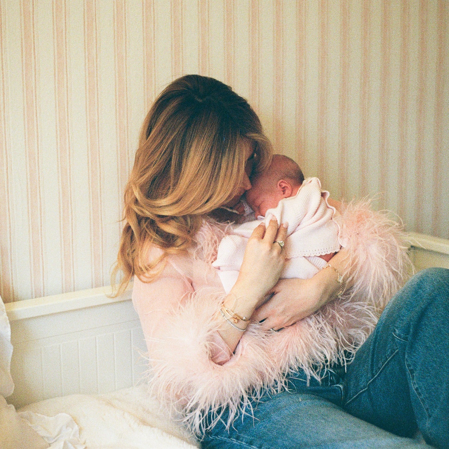 The Bump Edit (Maternity or Newborn)