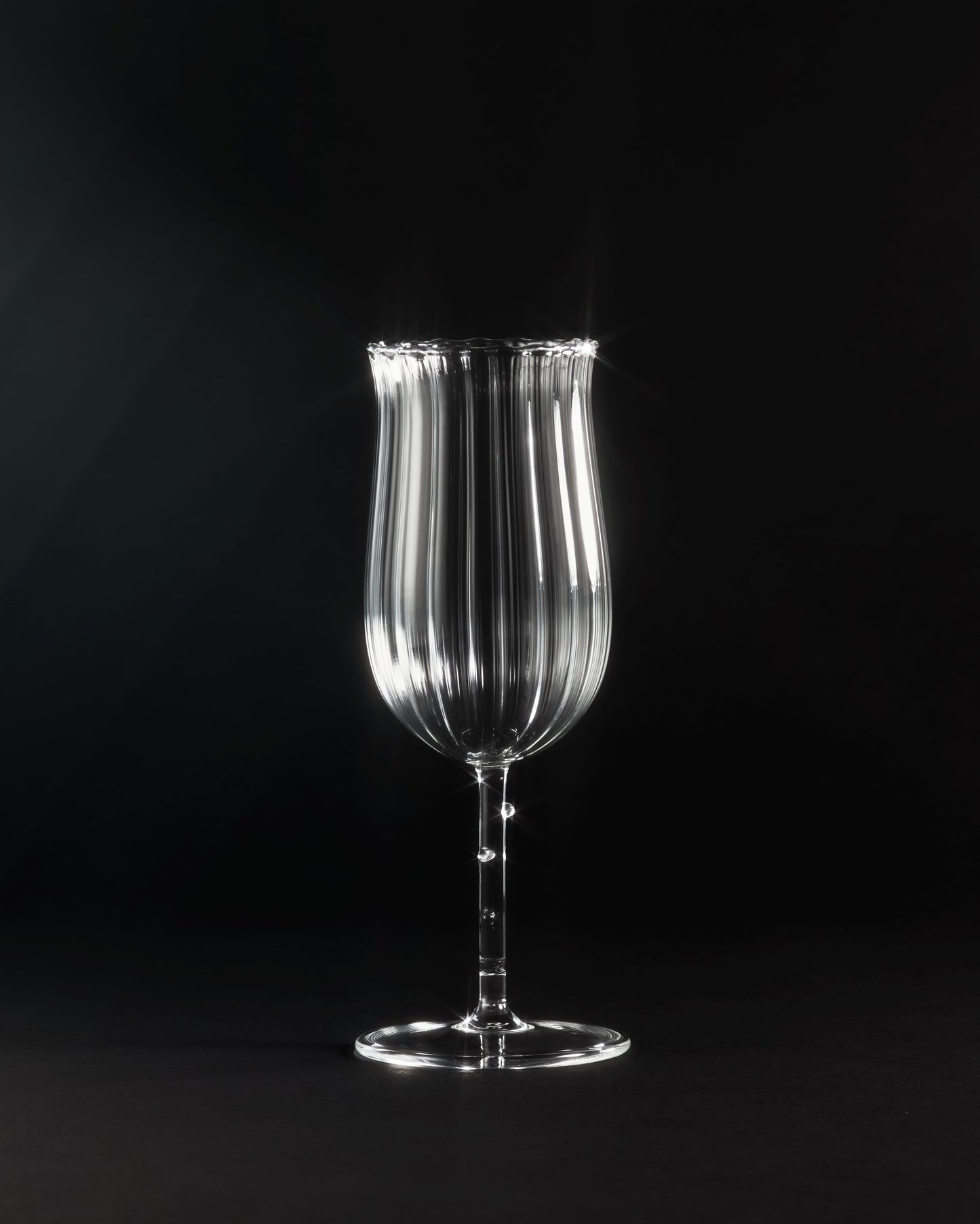 Tulip Wine Glass Set