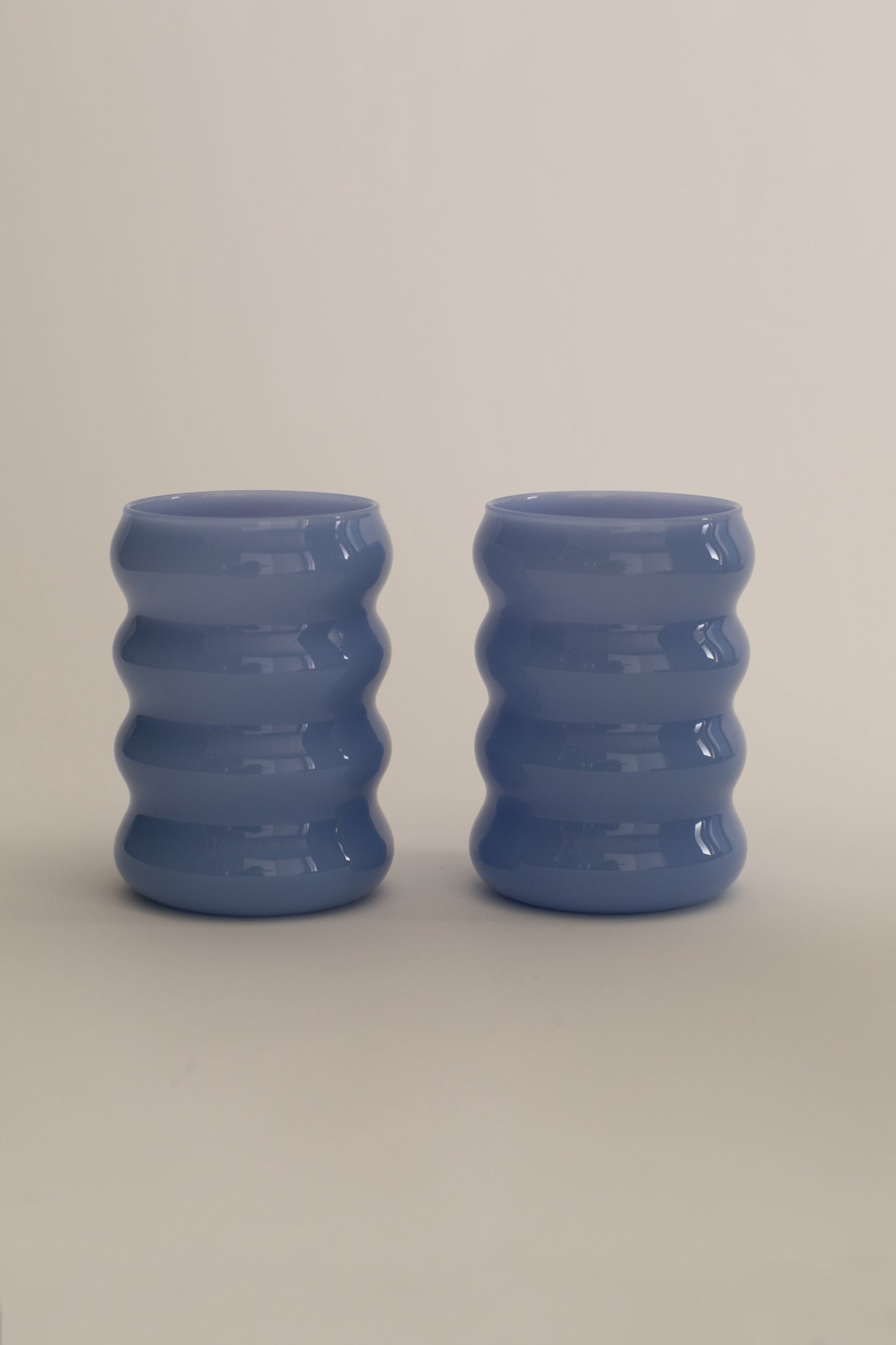 Opaque Ripple Cup Set