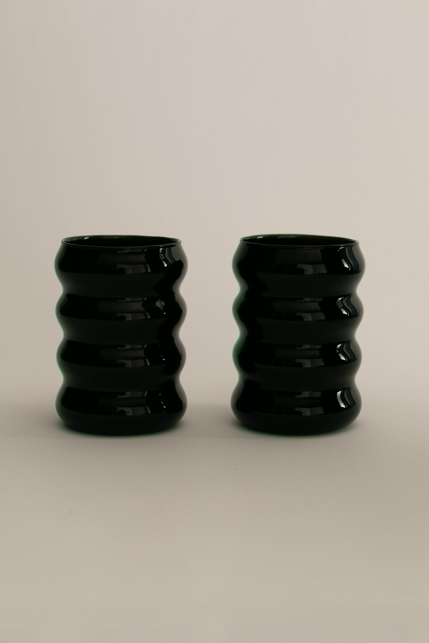 Opaque Ripple Cup Set