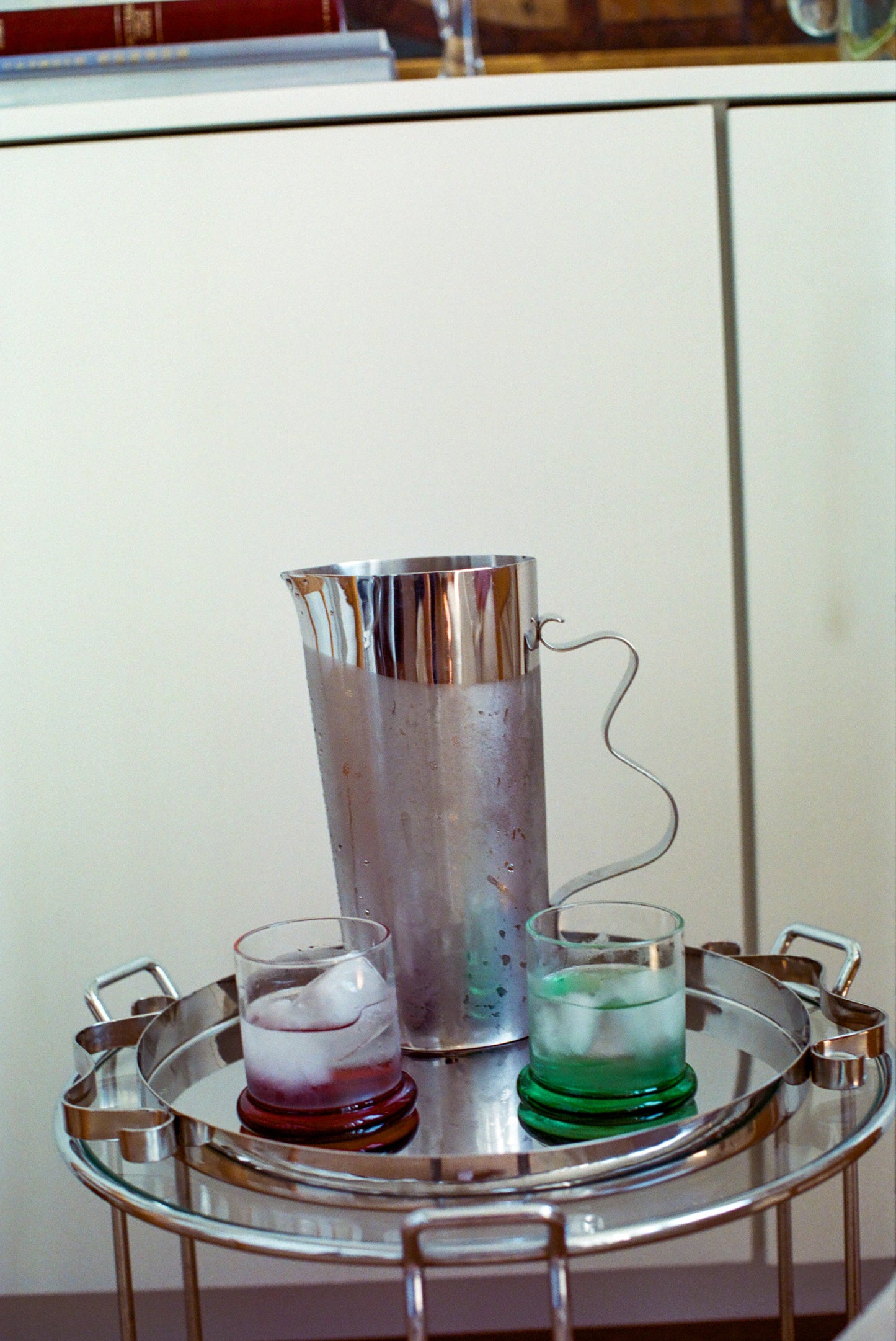 Squiggle Pitcher