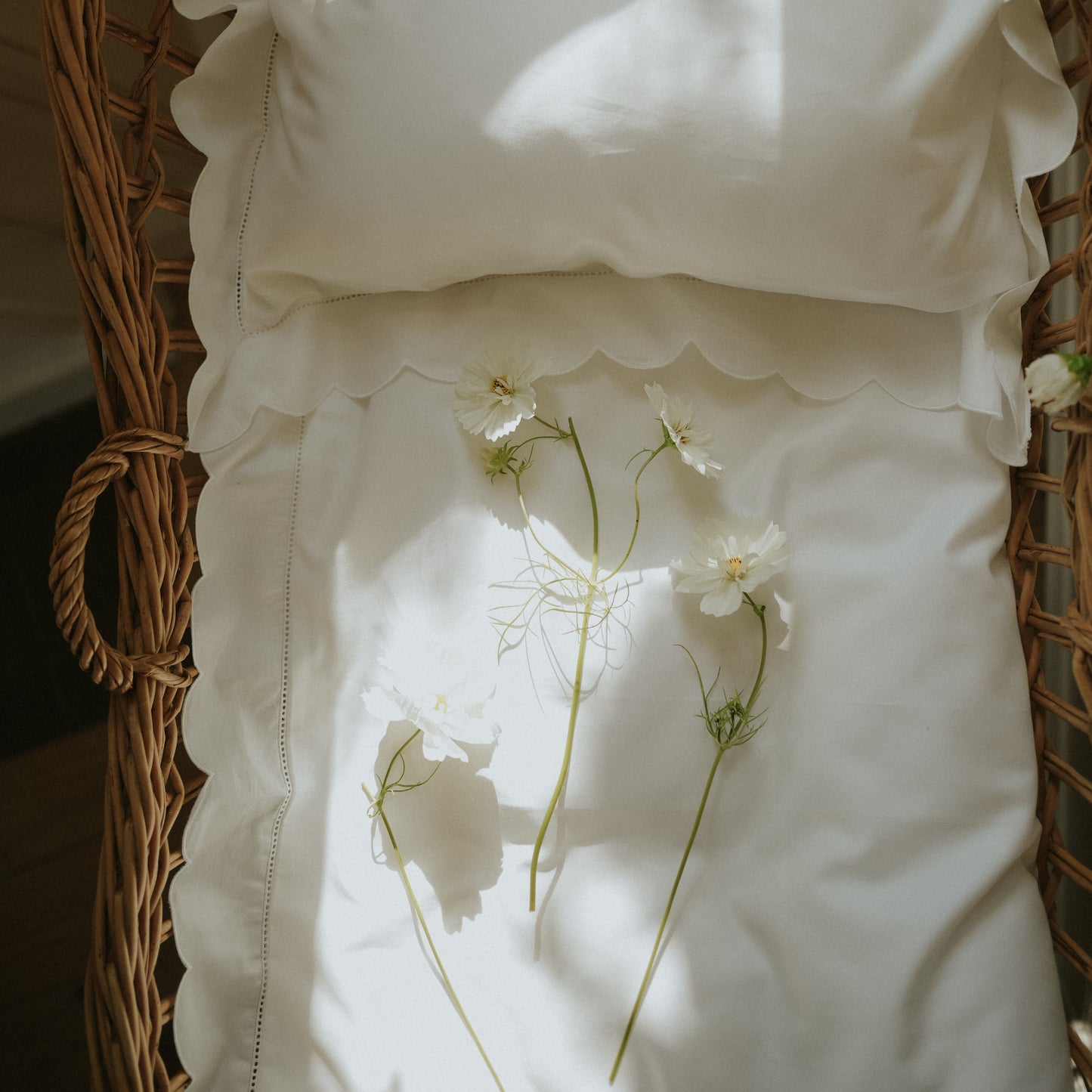 Scalloped Starlight Baby Duvet - White