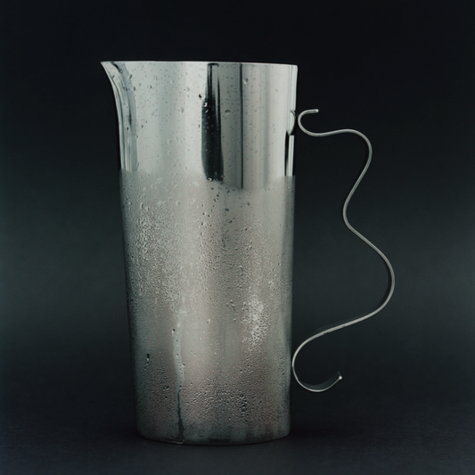 Squiggle Pitcher
