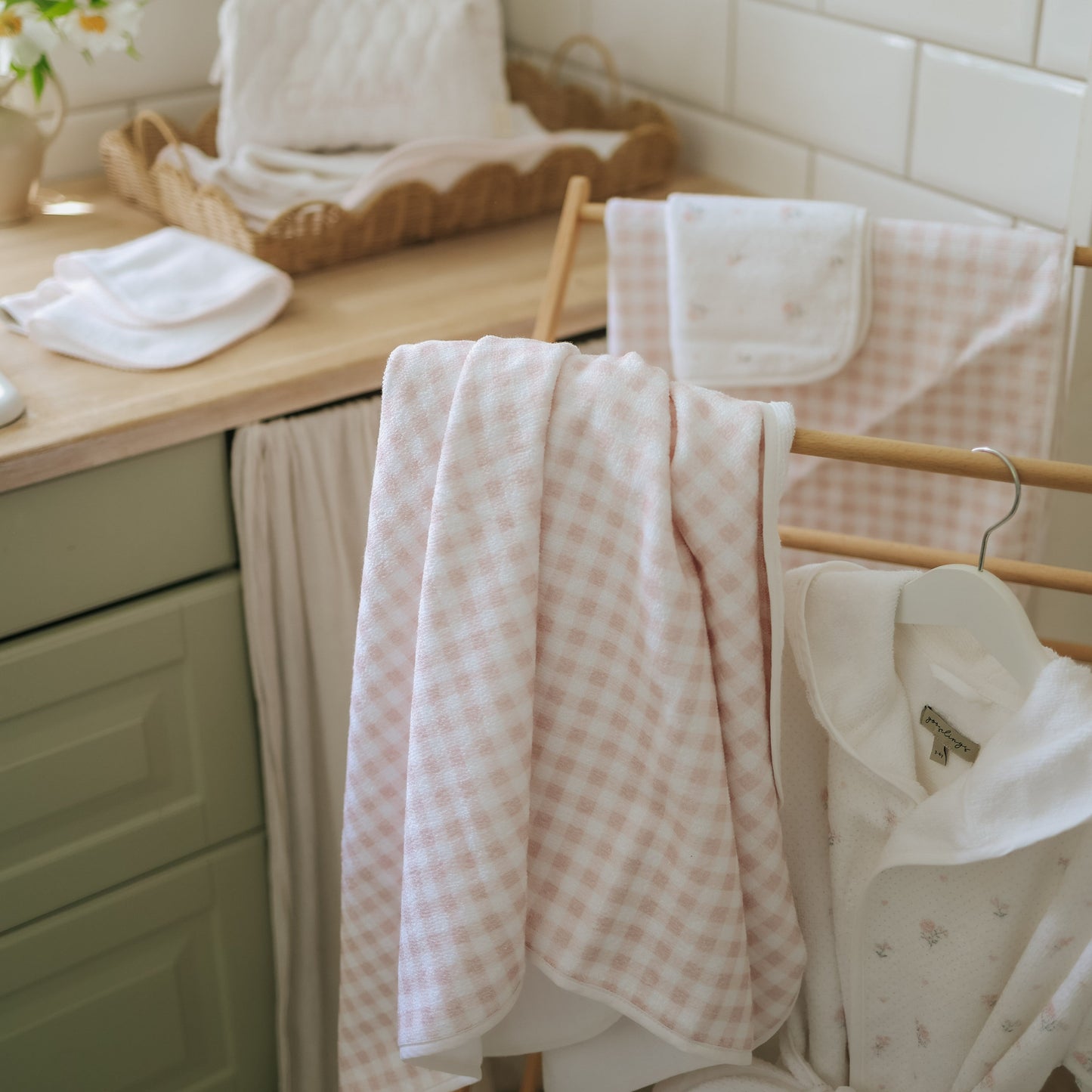 Ditsy Floral Bathrobe - Pink