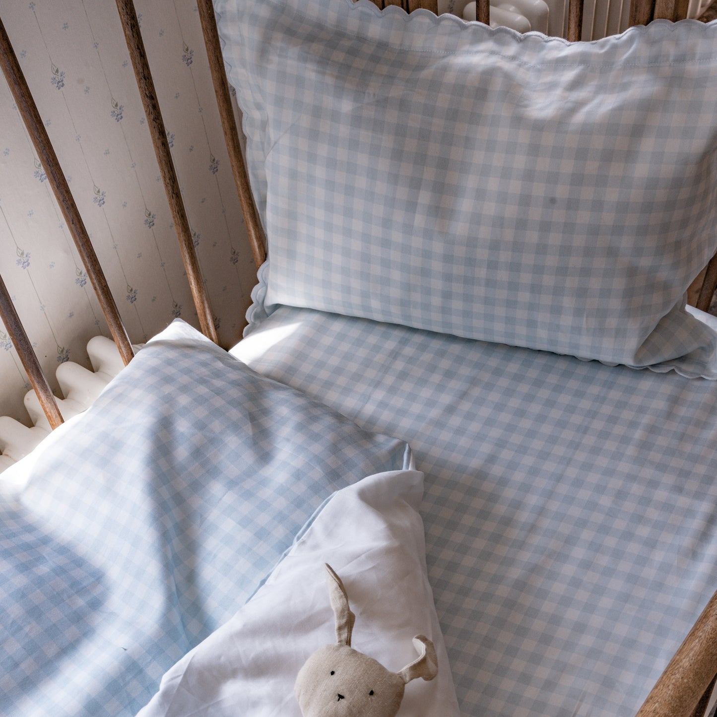 Picnic Gingham Crib Sheet - Blue