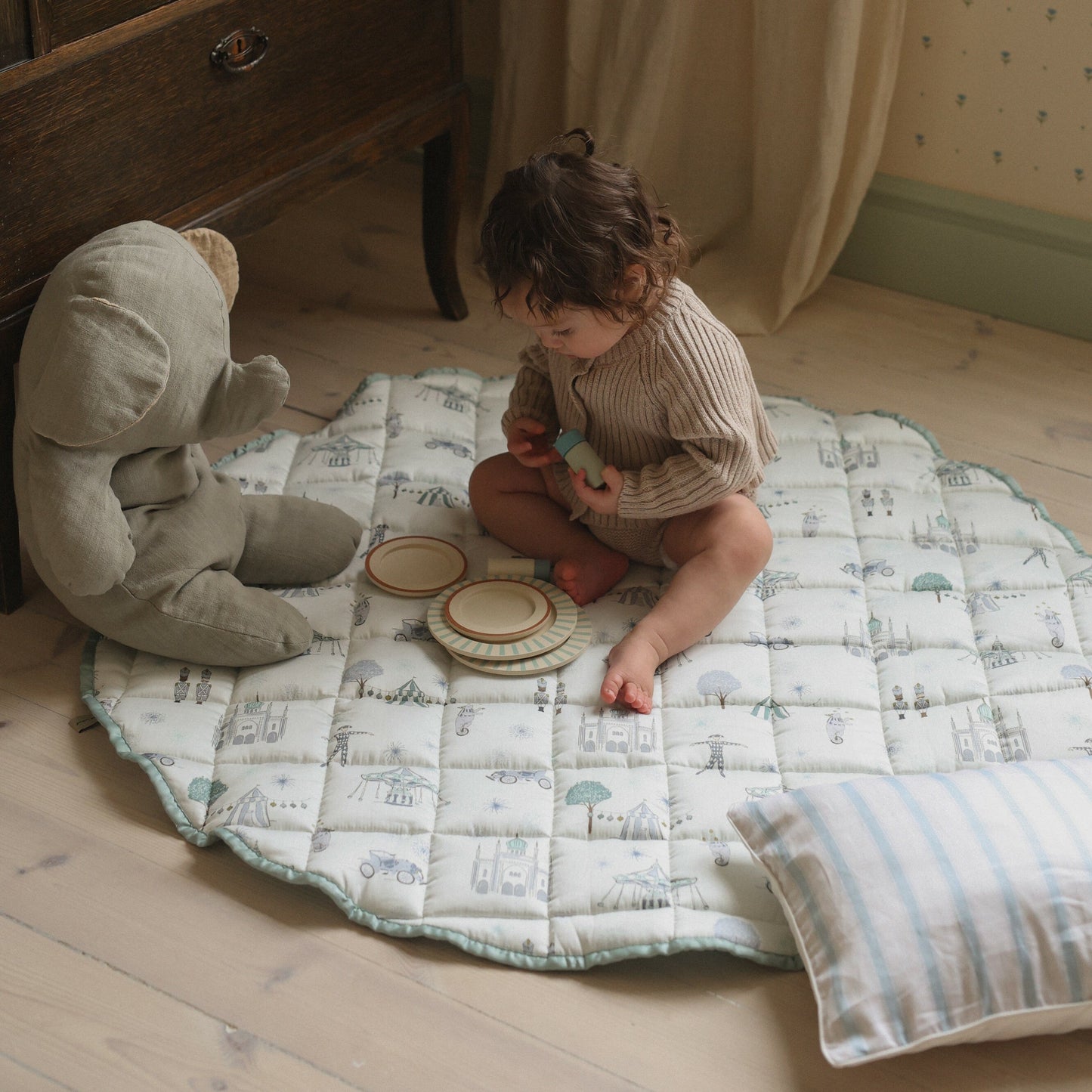 Adventures in Wonderland Play Mat - Aqua