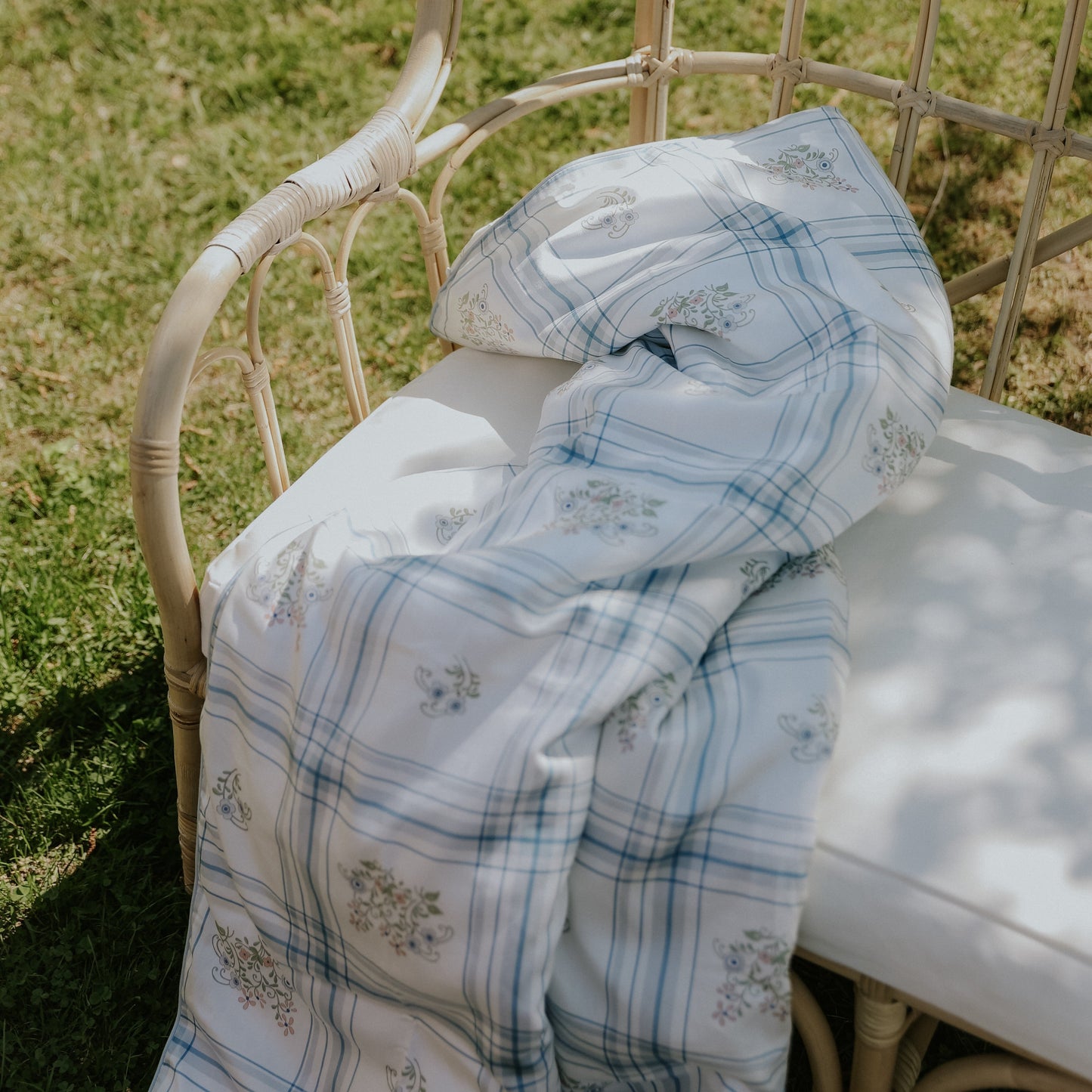 Fleur + Stripe Baby Duvet - Ivory