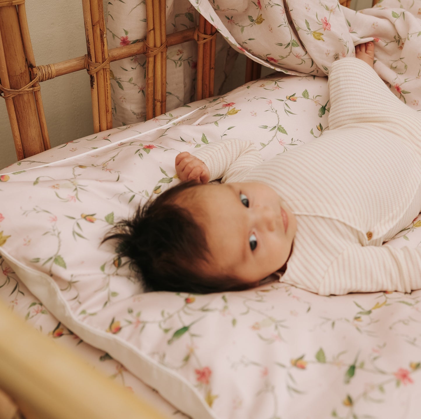 Dreaming of Paradise Baby Duvet- Ivory