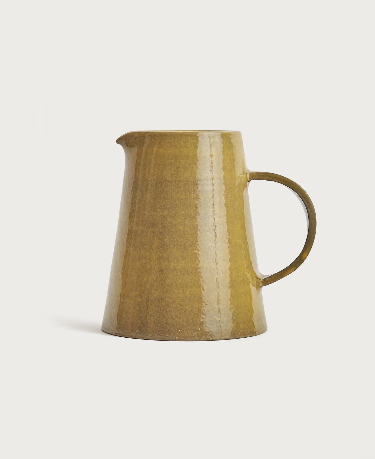 Assisi Pitcher