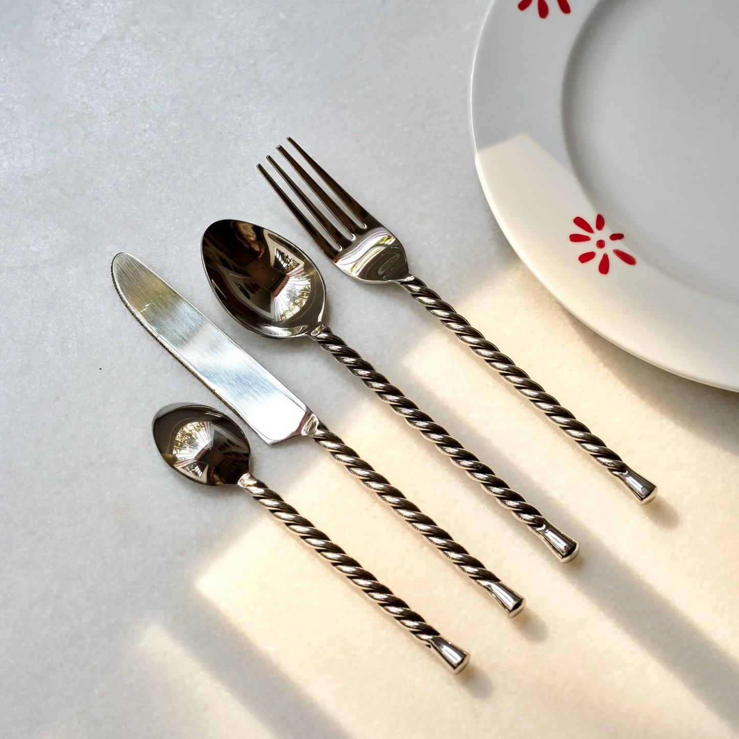 House of Quintana Cutlery Set Twirl